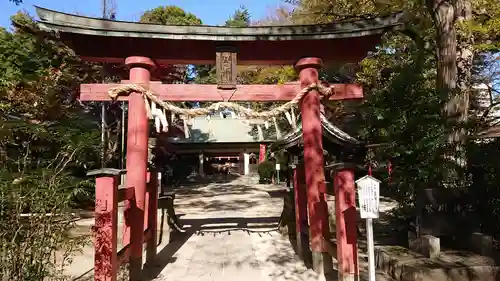 本太氷川神社の鳥居