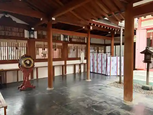 筒井八幡神社の{uncategorized: "未分類", other: "その他", undefined: "問題あり", building: "その他建物", grave: "お墓", sacred_gate: "鳥居", guardian: "狛犬", statue: "像", buddha: "仏像", history: "歴史", nature: "自然", garden: "庭園", animal: "動物", pagoda: "塔", temizu: "手水舎", mountain_gate: "山門・神門", sanctuary: "本殿・本堂", subordinate: "末社・摂社", art: "芸術", scenery: "景色", jizo: "地蔵", ema: "絵馬", goshuin: "御朱印", omikuji: "おみくじ", items: "授与品その他", amulet: "お守り", goshuincho: "御朱印帳", eats: "食事", festival: "お祭り", votive_dance: "神楽", shichigosan: "七五三参", wedding: "結婚式", experience: "体験その他", initially: "初詣", around: "周辺", anti_infection: "感染症対策"}