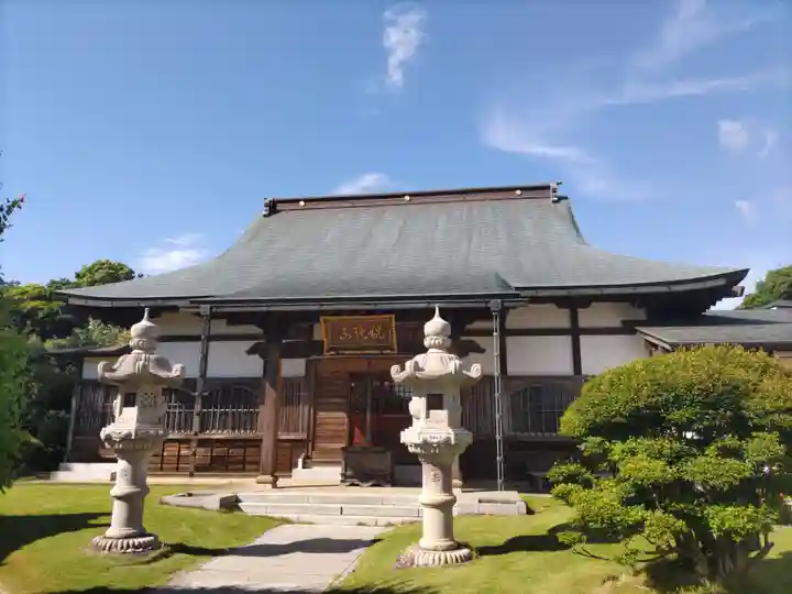 法岩院の本殿・本堂