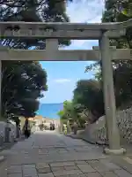 白兎神社の{uncategorized: "未分類", other: "その他", undefined: "問題あり", building: "その他建物", grave: "お墓", sacred_gate: "鳥居", guardian: "狛犬", statue: "像", buddha: "仏像", history: "歴史", nature: "自然", garden: "庭園", animal: "動物", pagoda: "塔", temizu: "手水舎", mountain_gate: "山門・神門", sanctuary: "本殿・本堂", subordinate: "末社・摂社", art: "芸術", scenery: "景色", jizo: "地蔵", ema: "絵馬", goshuin: "御朱印", omikuji: "おみくじ", items: "授与品その他", amulet: "お守り", goshuincho: "御朱印帳", eats: "食事", festival: "お祭り", votive_dance: "神楽", shichigosan: "七五三参", wedding: "結婚式", experience: "体験その他", initially: "初詣", around: "周辺", anti_infection: "感染症対策"}