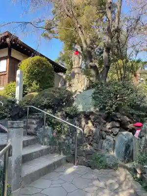 東長谷寺　薬王院の{uncategorized: "未分類", other: "その他", undefined: "問題あり", building: "その他建物", grave: "お墓", sacred_gate: "鳥居", guardian: "狛犬", statue: "像", buddha: "仏像", history: "歴史", nature: "自然", garden: "庭園", animal: "動物", pagoda: "塔", temizu: "手水舎", mountain_gate: "山門・神門", sanctuary: "本殿・本堂", subordinate: "末社・摂社", art: "芸術", scenery: "景色", jizo: "地蔵", ema: "絵馬", goshuin: "御朱印", omikuji: "おみくじ", items: "授与品その他", amulet: "お守り", goshuincho: "御朱印帳", eats: "食事", festival: "お祭り", votive_dance: "神楽", shichigosan: "七五三参", wedding: "結婚式", experience: "体験その他", initially: "初詣", around: "周辺", anti_infection: "感染症対策"}