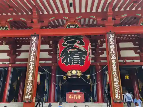 浅草寺の本殿