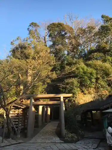 銭洗弁財天宇賀福神社の鳥居