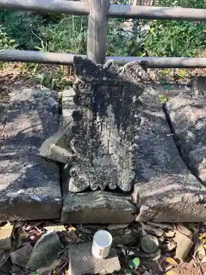龍神社の{uncategorized: "未分類", other: "その他", undefined: "問題あり", building: "その他建物", grave: "お墓", sacred_gate: "鳥居", guardian: "狛犬", statue: "像", buddha: "仏像", history: "歴史", nature: "自然", garden: "庭園", animal: "動物", pagoda: "塔", temizu: "手水舎", mountain_gate: "山門・神門", sanctuary: "本殿・本堂", subordinate: "末社・摂社", art: "芸術", scenery: "景色", jizo: "地蔵", ema: "絵馬", goshuin: "御朱印", omikuji: "おみくじ", items: "授与品その他", amulet: "お守り", goshuincho: "御朱印帳", eats: "食事", festival: "お祭り", votive_dance: "神楽", shichigosan: "七五三参", wedding: "結婚式", experience: "体験その他", initially: "初詣", around: "周辺", anti_infection: "感染症対策"}