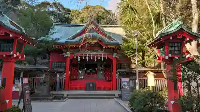 江島神社の{uncategorized: "未分類", other: "その他", undefined: "問題あり", building: "その他建物", grave: "お墓", sacred_gate: "鳥居", guardian: "狛犬", statue: "像", buddha: "仏像", history: "歴史", nature: "自然", garden: "庭園", animal: "動物", pagoda: "塔", temizu: "手水舎", mountain_gate: "山門・神門", sanctuary: "本殿・本堂", subordinate: "末社・摂社", art: "芸術", scenery: "景色", jizo: "地蔵", ema: "絵馬", goshuin: "御朱印", omikuji: "おみくじ", items: "授与品その他", amulet: "お守り", goshuincho: "御朱印帳", eats: "食事", festival: "お祭り", votive_dance: "神楽", shichigosan: "七五三参", wedding: "結婚式", experience: "体験その他", initially: "初詣", around: "周辺", anti_infection: "感染症対策"}