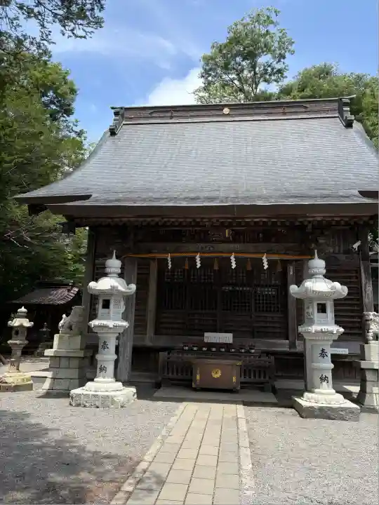 新屋山神社(山梨県)