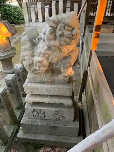 八幡社（天池東町）の狛犬