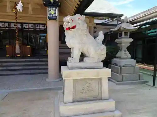 三津神社の狛犬