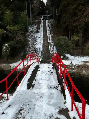 坪沼八幡神社の庭園