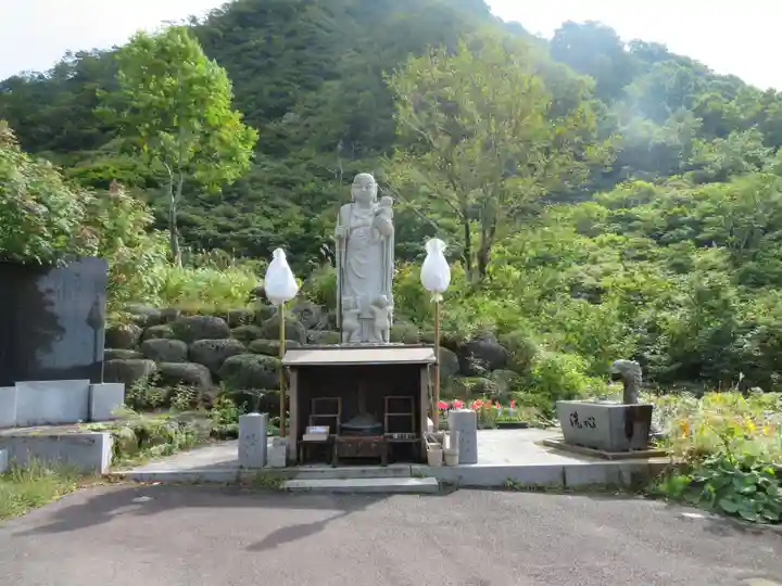 湯殿山神社(出羽三山神社)(山形県)
