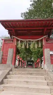 平出雷電神社の山門・神門