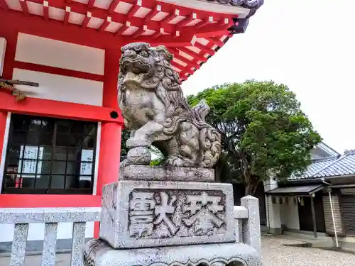 八幡社（高鴨八幡宮）の狛犬