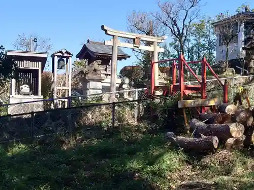 伊豆山神社 本宮社の末社