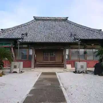 法華寺の本殿・本堂