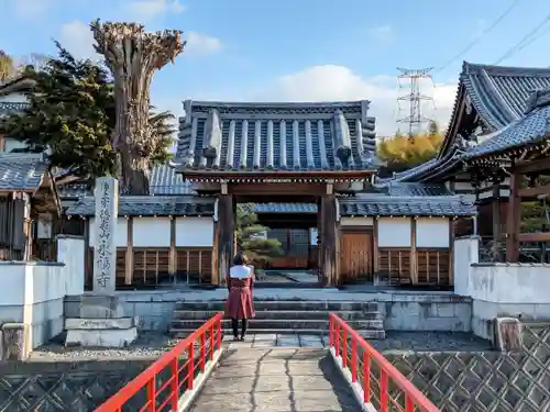 永福寺の山門