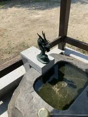 宗賢神社の手水舎
