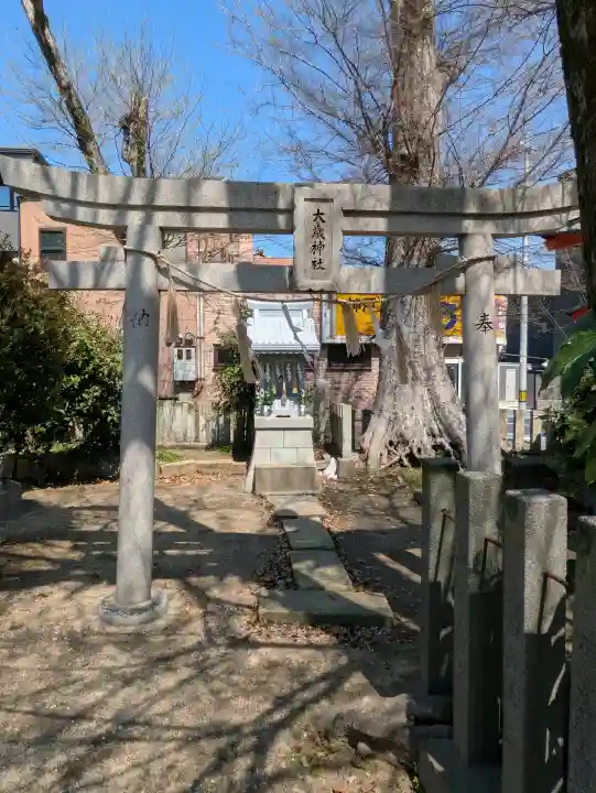 粟津天満神社の{uncategorized: "未分類", other: "その他", undefined: "問題あり", building: "その他建物", grave: "お墓", sacred_gate: "鳥居", guardian: "狛犬", statue: "像", buddha: "仏像", history: "歴史", nature: "自然", garden: "庭園", animal: "動物", pagoda: "塔", temizu: "手水舎", mountain_gate: "山門・神門", sanctuary: "本殿・本堂", subordinate: "末社・摂社", art: "芸術", scenery: "景色", jizo: "地蔵", ema: "絵馬", goshuin: "御朱印", omikuji: "おみくじ", items: "授与品その他", amulet: "お守り", goshuincho: "御朱印帳", eats: "食事", festival: "お祭り", votive_dance: "神楽", shichigosan: "七五三参", wedding: "結婚式", experience: "体験その他", initially: "初詣", around: "周辺", anti_infection: "感染症対策"}