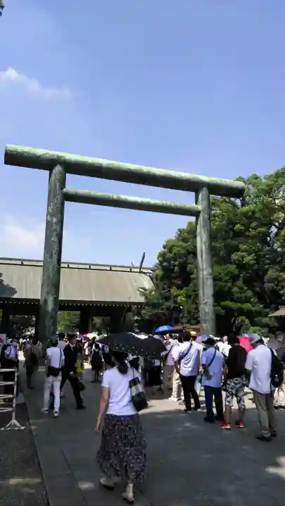 靖國神社の鳥居