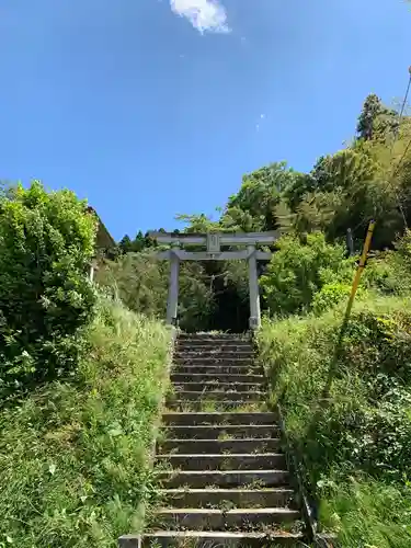 三郷神社の鳥居