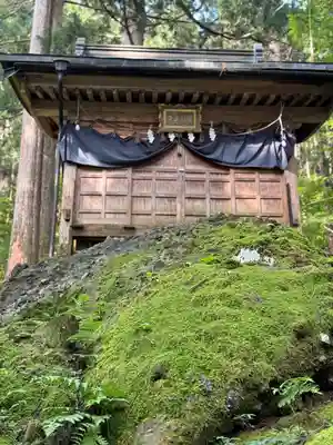 雄山神社中宮祈願殿(富山県)