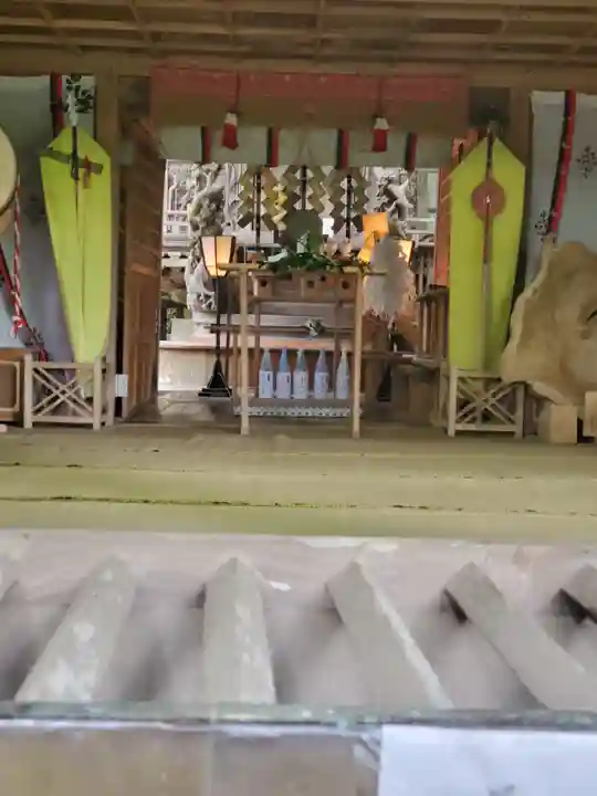 静神社の本殿・本堂