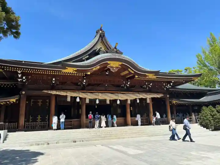 寒川神社の{uncategorized: "未分類", other: "その他", undefined: "問題あり", building: "その他建物", grave: "お墓", sacred_gate: "鳥居", guardian: "狛犬", statue: "像", buddha: "仏像", history: "歴史", nature: "自然", garden: "庭園", animal: "動物", pagoda: "塔", temizu: "手水舎", mountain_gate: "山門・神門", sanctuary: "本殿・本堂", subordinate: "末社・摂社", art: "芸術", scenery: "景色", jizo: "地蔵", ema: "絵馬", goshuin: "御朱印", omikuji: "おみくじ", items: "授与品その他", amulet: "お守り", goshuincho: "御朱印帳", eats: "食事", festival: "お祭り", votive_dance: "神楽", shichigosan: "七五三参", wedding: "結婚式", experience: "体験その他", initially: "初詣", around: "周辺", anti_infection: "感染症対策"}