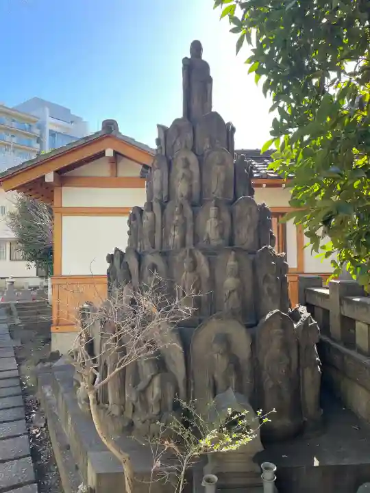 大泉寺の{uncategorized: "未分類", other: "その他", undefined: "問題あり", building: "その他建物", grave: "お墓", sacred_gate: "鳥居", guardian: "狛犬", statue: "像", buddha: "仏像", history: "歴史", nature: "自然", garden: "庭園", animal: "動物", pagoda: "塔", temizu: "手水舎", mountain_gate: "山門・神門", sanctuary: "本殿・本堂", subordinate: "末社・摂社", art: "芸術", scenery: "景色", jizo: "地蔵", ema: "絵馬", goshuin: "御朱印", omikuji: "おみくじ", items: "授与品その他", amulet: "お守り", goshuincho: "御朱印帳", eats: "食事", festival: "お祭り", votive_dance: "神楽", shichigosan: "七五三参", wedding: "結婚式", experience: "体験その他", initially: "初詣", around: "周辺", anti_infection: "感染症対策"}