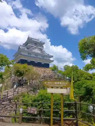 岐阜護國神社の{uncategorized: "未分類", other: "その他", undefined: "問題あり", building: "その他建物", grave: "お墓", sacred_gate: "鳥居", guardian: "狛犬", statue: "像", buddha: "仏像", history: "歴史", nature: "自然", garden: "庭園", animal: "動物", pagoda: "塔", temizu: "手水舎", mountain_gate: "山門・神門", sanctuary: "本殿・本堂", subordinate: "末社・摂社", art: "芸術", scenery: "景色", jizo: "地蔵", ema: "絵馬", goshuin: "御朱印", omikuji: "おみくじ", items: "授与品その他", amulet: "お守り", goshuincho: "御朱印帳", eats: "食事", festival: "お祭り", votive_dance: "神楽", shichigosan: "七五三参", wedding: "結婚式", experience: "体験その他", initially: "初詣", around: "周辺", anti_infection: "感染症対策"}