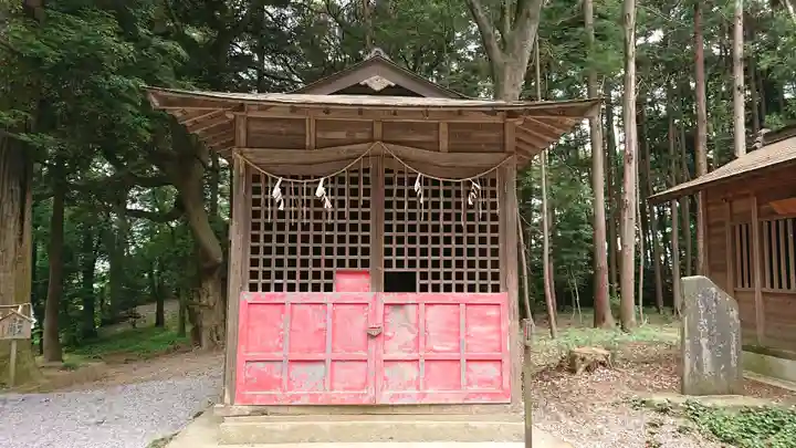 間々田八幡宮の末社・摂社
