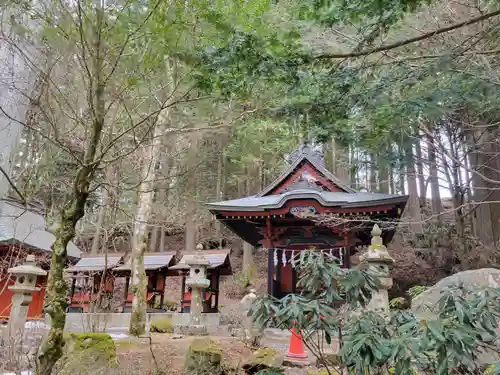 三峯神社の末社・摂社