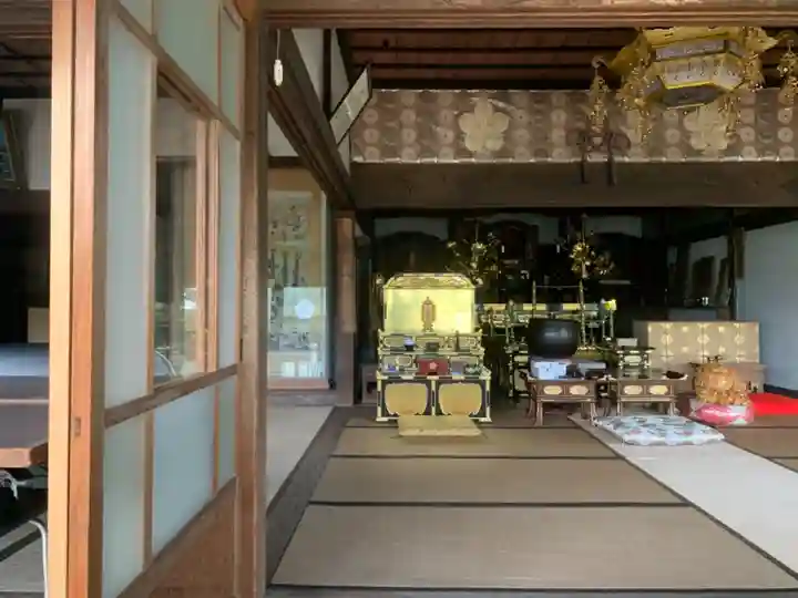 勝蔵寺の本殿・本堂