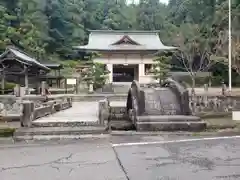 三輪神社の建物その他