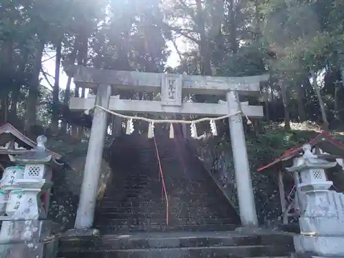 津峯神社の鳥居