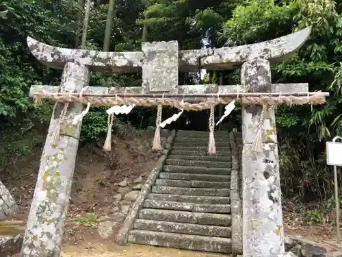 天手長比賣神社跡の鳥居