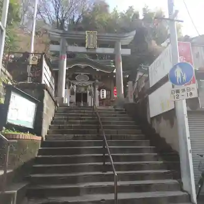 石川町諏訪神社(神奈川県)