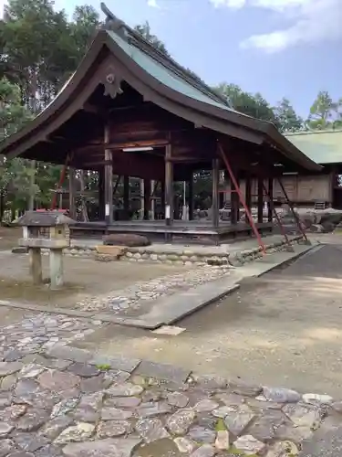 比良賀神社の本殿・本堂
