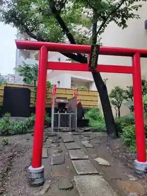 妻戀神社の鳥居