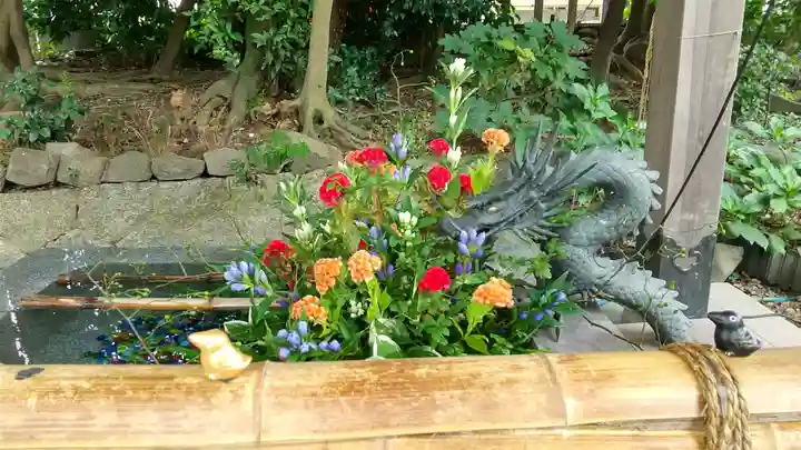 東海市熊野神社の手水舎