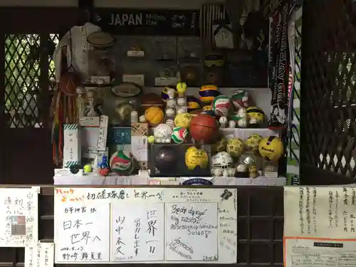 白峯神宮の本殿・本堂