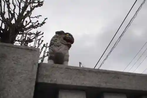 甲斐奈神社の狛犬