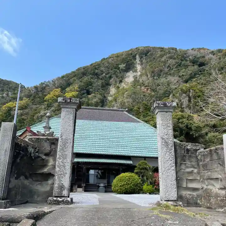 大聖院(高塚不動尊)の山門・神門