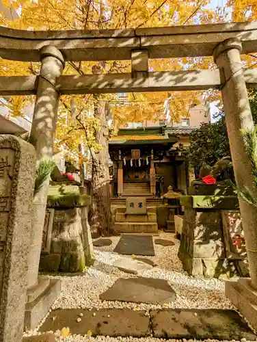 小野照崎神社の末社