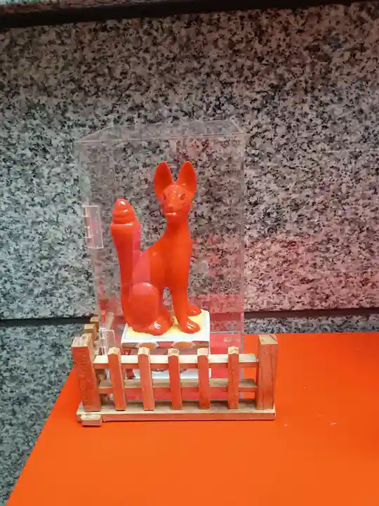 宝童稲荷神社の狛犬