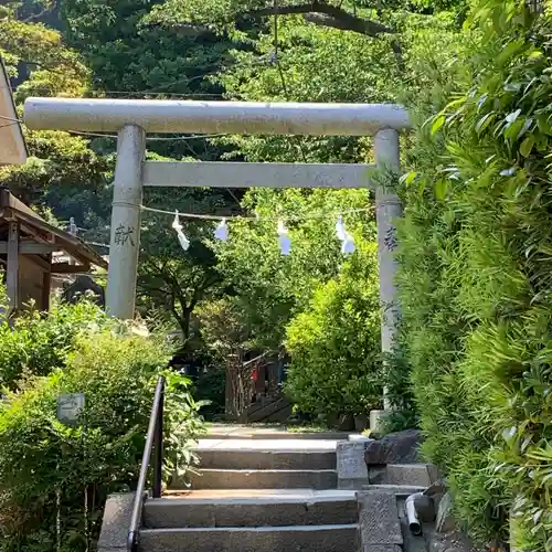 御霊神社の鳥居