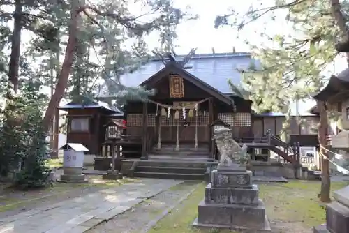 榊神社の本殿