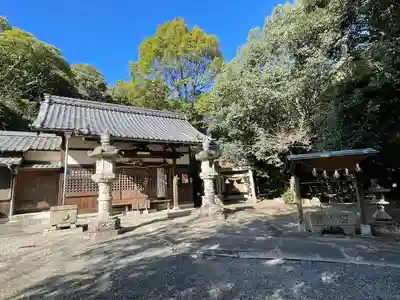 白髭神社の本殿・本堂