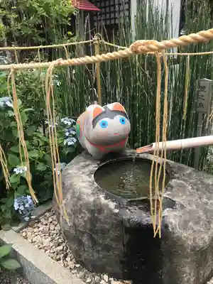 阿豆佐味天神社 立川水天宮の手水舎