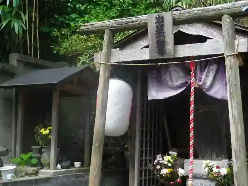 岩窟不動尊（巌窟不動尊／窟堂不動尊／窟堂／岩屋堂）の鳥居