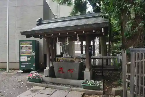 高円寺氷川神社の手水舎