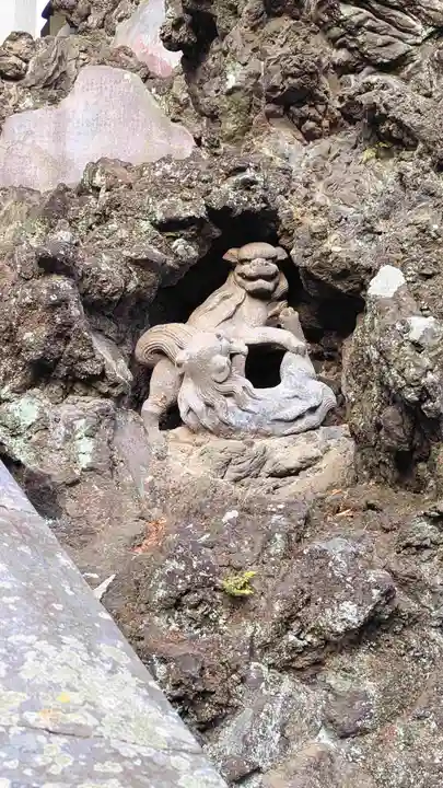 成田山新勝寺の狛犬